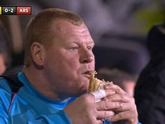 Sutton United goalkeeper may h...